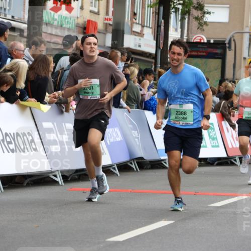 21.09.2025 - PSD Bank Halbmarathon Strokosch-Dieckow http://msf.ph/oto/8945930 21.09.2025 12:00:42 Ziel 1034, 1382, 2317, 2388, 2481, 2516, 2761, 2762, 2803, 3026, 3168, 3957 meine-sportfotos.de