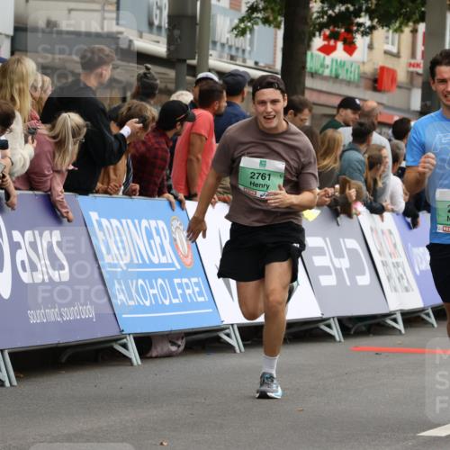 21.09.2025 - PSD Bank Halbmarathon Strokosch-Dieckow http://msf.ph/oto/8945934 21.09.2025 12:00:42 Ziel 1034, 1382, 2317, 2388, 2481, 2516, 2761, 2762, 2803, 3026, 3168, 3957 meine-sportfotos.de