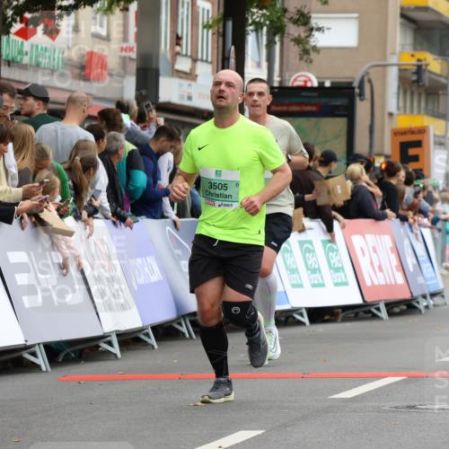 21.09.2025 - PSD Bank Halbmarathon Strokosch-Dieckow http://msf.ph/oto/8945941 21.09.2025 12:07:51 Ziel 2493, 2883, 2956, 3396, 3505, 3729, 3948, 3975 meine-sportfotos.de