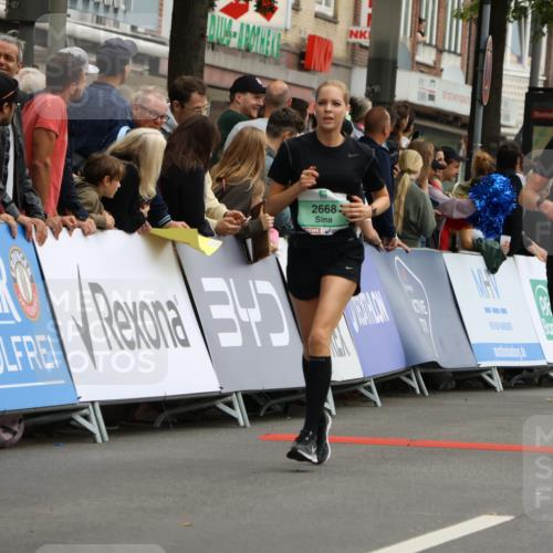 21.09.2025 - PSD Bank Halbmarathon Strokosch-Dieckow http://msf.ph/oto/8945961 21.09.2025 12:00:50 Ziel 1203, 1382, 2388, 2468, 2481, 2516, 2668, 2761, 2803, 2986, 3168, 3172 meine-sportfotos.de