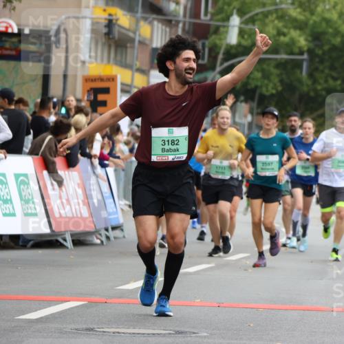 21.09.2025 - PSD Bank Halbmarathon Strokosch-Dieckow http://msf.ph/oto/8946015 21.09.2025 12:01:11 Ziel 1357, 1711, 1764, 2093, 2498, 2597, 2661, 2683, 2733, 2978, 3083, 3098, 3182, 3186, 3956 meine-sportfotos.de