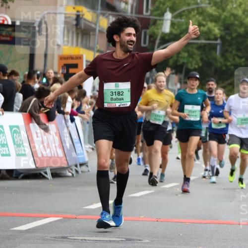 21.09.2025 - PSD Bank Halbmarathon Strokosch-Dieckow http://msf.ph/oto/8946018 21.09.2025 12:01:11 Ziel 1357, 1711, 1764, 2093, 2498, 2597, 2661, 2683, 2733, 2978, 3083, 3098, 3182, 3186, 3956 meine-sportfotos.de