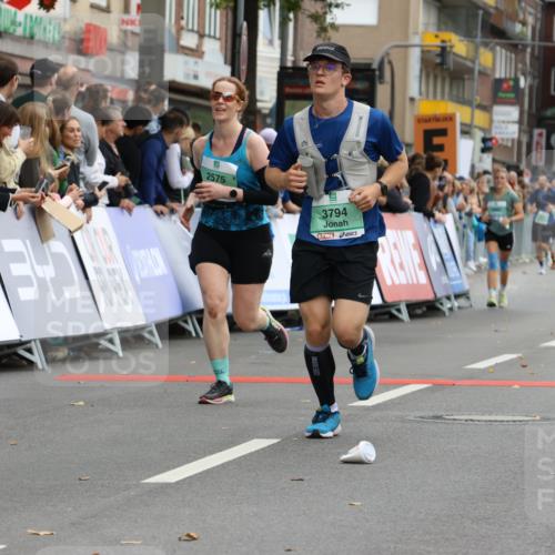 21.09.2025 - PSD Bank Halbmarathon Strokosch-Dieckow http://msf.ph/oto/8946041 21.09.2025 12:08:44 Ziel 1442, 2575, 3223, 3261, 3273, 3274, 3414, 3506, 3794 meine-sportfotos.de