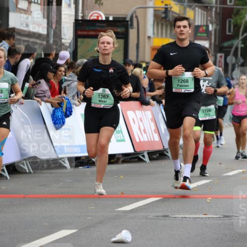 21.09.2025 - PSD Bank Halbmarathon Strokosch-Dieckow http://msf.ph/oto/8946060 21.09.2025 12:08:52 Ziel 1267, 1268, 1729, 1730, 1954, 2575, 2643, 3273, 3274, 3392, 3794, 3983 meine-sportfotos.de