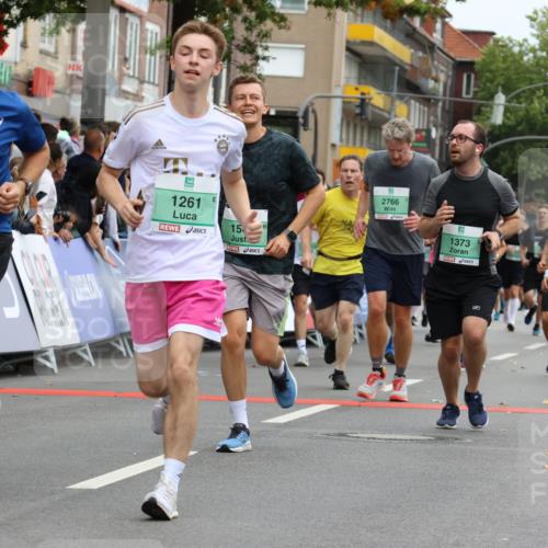 21.09.2025 - PSD Bank Halbmarathon Strokosch-Dieckow http://msf.ph/oto/8946061 21.09.2025 12:01:32 Ziel 1201, 1261, 1373, 1376, 1395, 1400, 1585, 1789, 2345, 2346, 2367, 2418, 2495, 2686, 2710, 2730, 2753, 2766, 2819, 2943, 3011, 3053, 3132, 3187, 3352, 3406, 3565, 3951, 3973 meine-sportfotos.de