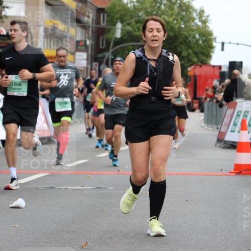 21.09.2025 - PSD Bank Halbmarathon Strokosch-Dieckow http://msf.ph/oto/8946067 21.09.2025 12:08:53 Ziel 1267, 1268, 1729, 1730, 1954, 2575, 2643, 3273, 3274, 3392, 3983 meine-sportfotos.de