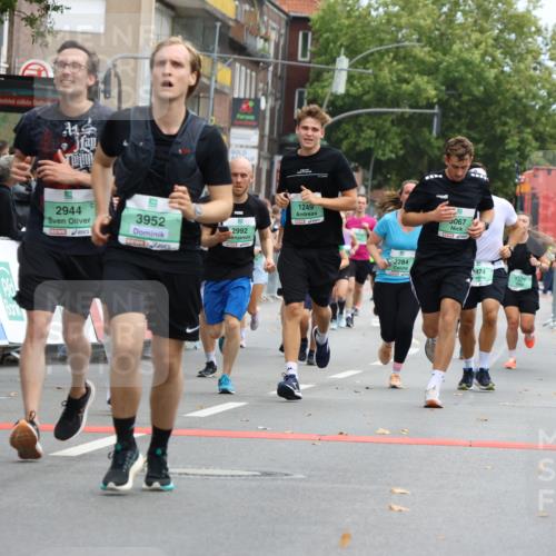 21.09.2025 - PSD Bank Halbmarathon Strokosch-Dieckow http://msf.ph/oto/8946089 21.09.2025 12:01:41 Ziel 1201, 1249, 1373, 2284, 2345, 2346, 2353, 2384, 2418, 2474, 2495, 2563, 2710, 2720, 2753, 2766, 2819, 2944, 2992, 3067, 3081, 3132, 3406, 3952 meine-sportfotos.de
