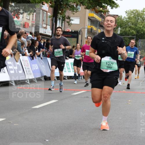 21.09.2025 - PSD Bank Halbmarathon Strokosch-Dieckow http://msf.ph/oto/8946114 21.09.2025 12:01:51 Ziel 1249, 1323, 1377, 1713, 1714, 1790, 1929, 2284, 2353, 2464, 2474, 2514, 2563, 2720, 2738, 2741, 2924, 2938, 2992, 3067, 3180, 3395, 3814 meine-sportfotos.de