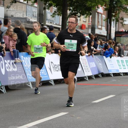 21.09.2025 - PSD Bank Halbmarathon Strokosch-Dieckow http://msf.ph/oto/8946170 21.09.2025 12:02:07 Ziel 1084, 2464, 2922, 2966, 3020, 3157, 3940 meine-sportfotos.de