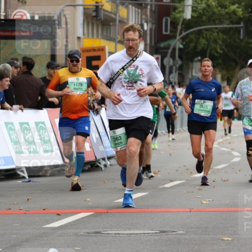 21.09.2025 - PSD Bank Halbmarathon Strokosch-Dieckow http://msf.ph/oto/8946197 21.09.2025 12:09:37 Ziel 1175, 1200, 1690, 2363, 2576, 2784, 3062, 3063, 3196, 3325, 4015, 4035 meine-sportfotos.de