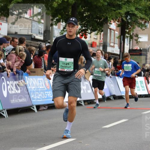 21.09.2025 - PSD Bank Halbmarathon Strokosch-Dieckow http://msf.ph/oto/8946205 21.09.2025 12:02:24 Ziel 1026, 1121, 1466, 1938, 3085, 3105, 3175 meine-sportfotos.de