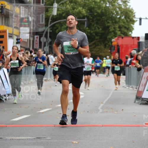 21.09.2025 - PSD Bank Halbmarathon Strokosch-Dieckow http://msf.ph/oto/8946222 21.09.2025 12:09:45 Ziel 1175, 1200, 1606, 1690, 2363, 2784, 3112, 3325, 4035 meine-sportfotos.de
