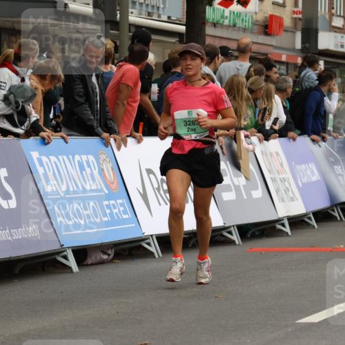 21.09.2025 - PSD Bank Halbmarathon Strokosch-Dieckow http://msf.ph/oto/8946278 21.09.2025 12:10:07 Ziel 1238, 2518, 2764, 3283, 3285, 3671 meine-sportfotos.de