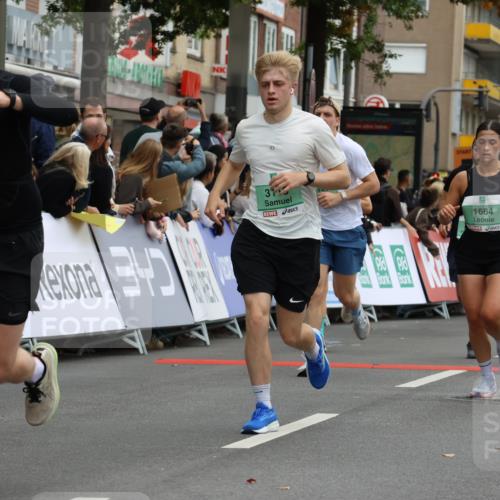 21.09.2025 - PSD Bank Halbmarathon Strokosch-Dieckow http://msf.ph/oto/8946292 21.09.2025 12:03:09 Ziel 1141, 1458, 1664, 2337, 2400, 2457, 2629, 2821, 3113, 3965, 3986 meine-sportfotos.de