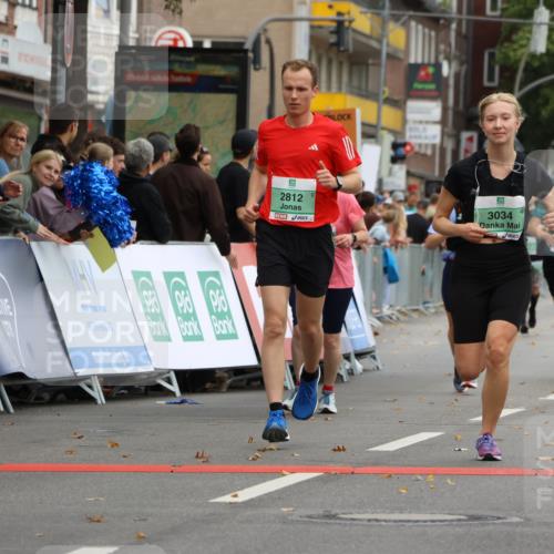 21.09.2025 - PSD Bank Halbmarathon Strokosch-Dieckow http://msf.ph/oto/8946345 21.09.2025 12:10:49 Ziel 1732, 2385, 2812, 2914, 3034, 3210, 3388, 3440 meine-sportfotos.de