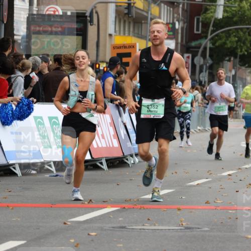 21.09.2025 - PSD Bank Halbmarathon Strokosch-Dieckow http://msf.ph/oto/8946391 21.09.2025 12:11:39 Ziel 1173, 1198, 1759, 2352, 2962, 3161, 3249, 3533 meine-sportfotos.de