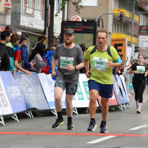 21.09.2025 - PSD Bank Halbmarathon Strokosch-Dieckow http://msf.ph/oto/8946501 21.09.2025 12:13:08 Ziel 1553, 2198, 3002, 3534, 3982 meine-sportfotos.de