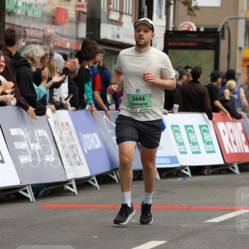 21.09.2025 - PSD Bank Halbmarathon Strokosch-Dieckow http://msf.ph/oto/8946525 21.09.2025 12:13:27 Ziel 2410, 2817, 2860, 3126, 3444, 3698, 3912, 3987 meine-sportfotos.de