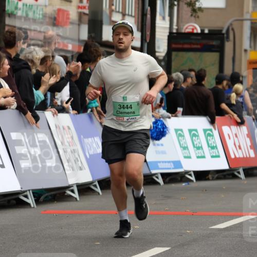 21.09.2025 - PSD Bank Halbmarathon Strokosch-Dieckow http://msf.ph/oto/8946529 21.09.2025 12:13:27 Ziel 2410, 2817, 2860, 3126, 3444, 3698, 3912, 3987 meine-sportfotos.de
