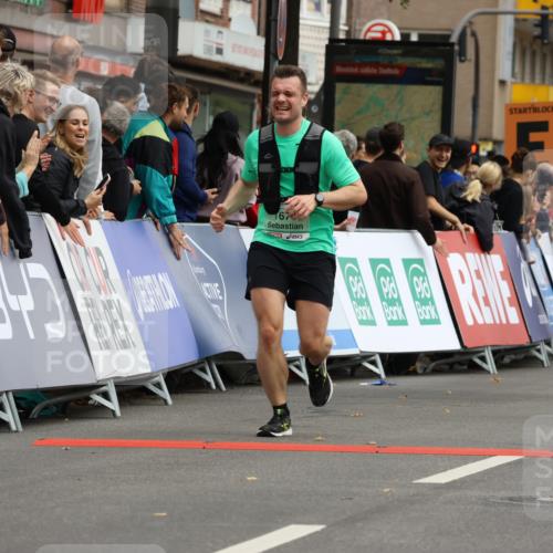 21.09.2025 - PSD Bank Halbmarathon Strokosch-Dieckow http://msf.ph/oto/8946549 21.09.2025 12:13:41 Ziel 1199, 1674, 2410, 2867, 3229, 3360, 3466, 3540, 3698, 3987 meine-sportfotos.de