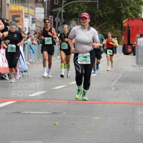 21.09.2025 - PSD Bank Halbmarathon Strokosch-Dieckow http://msf.ph/oto/8946560 21.09.2025 12:13:44 Ziel 1199, 1668, 1674, 2841, 2867, 2885, 3229, 3360, 3466, 3540 meine-sportfotos.de