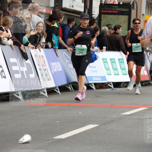 21.09.2025 - PSD Bank Halbmarathon Strokosch-Dieckow http://msf.ph/oto/8946562 21.09.2025 12:13:47 Ziel 1199, 1668, 1674, 2841, 2885, 3041, 3229, 3466, 3540 meine-sportfotos.de