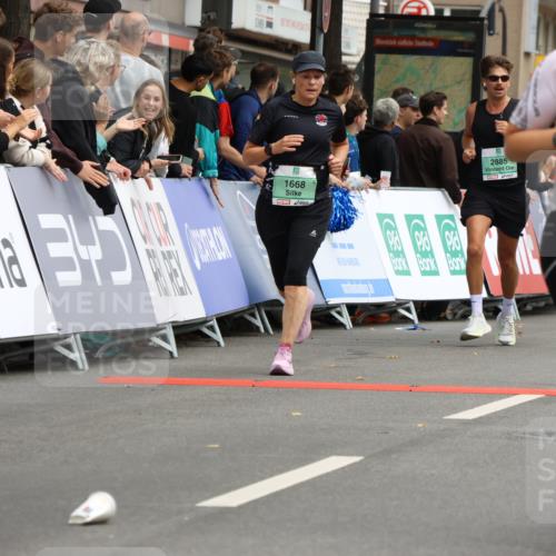 21.09.2025 - PSD Bank Halbmarathon Strokosch-Dieckow http://msf.ph/oto/8946563 21.09.2025 12:13:47 Ziel 1199, 1668, 1674, 2841, 2885, 3041, 3229, 3466, 3540 meine-sportfotos.de