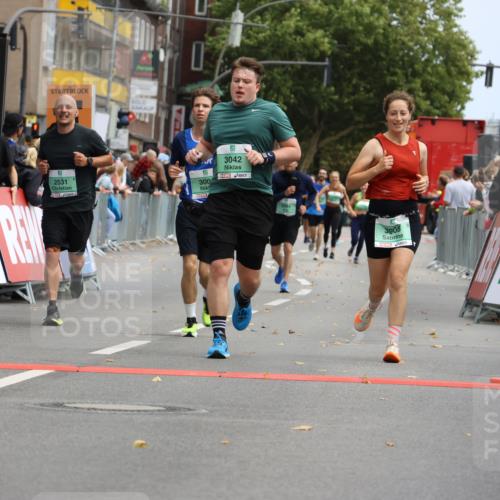21.09.2025 - PSD Bank Halbmarathon Strokosch-Dieckow http://msf.ph/oto/8946572 21.09.2025 12:13:53 Ziel 1199, 1668, 1669, 2531, 2841, 2885, 3004, 3041, 3042, 3466, 3540, 3908 meine-sportfotos.de