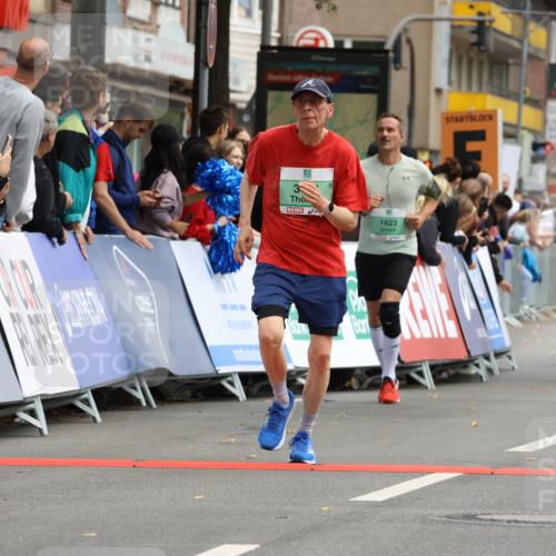 21.09.2025 - PSD Bank Halbmarathon Strokosch-Dieckow http://msf.ph/oto/8946581 21.09.2025 12:14:09 Ziel 1007, 1009, 1623, 1941, 2994, 3311, 3778 meine-sportfotos.de