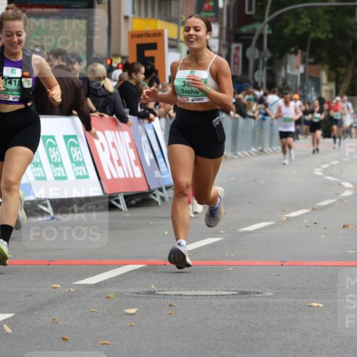 21.09.2025 - PSD Bank Halbmarathon Strokosch-Dieckow http://msf.ph/oto/8946606 21.09.2025 12:14:27 Ziel 1418, 1815, 2705, 2865, 3474, 3480 meine-sportfotos.de