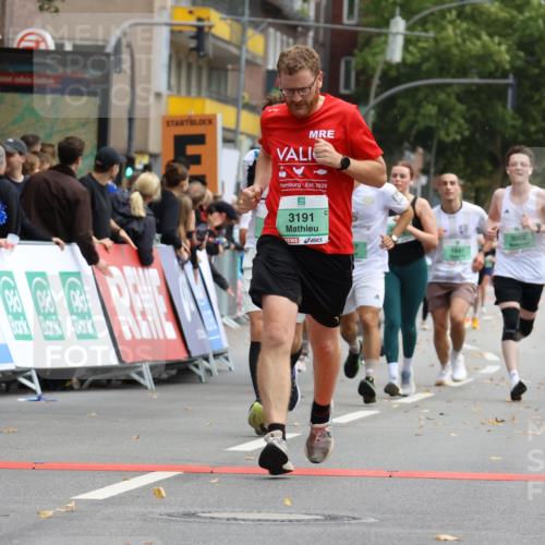 21.09.2025 - PSD Bank Halbmarathon Strokosch-Dieckow http://msf.ph/oto/8946631 21.09.2025 12:14:58 Ziel 1071, 1072, 1384, 1587, 1588, 1589, 1641, 3140, 3191, 3517, 3560, 3902 meine-sportfotos.de
