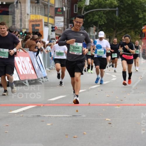 21.09.2025 - PSD Bank Halbmarathon Strokosch-Dieckow http://msf.ph/oto/8946738 21.09.2025 12:16:12 Ziel 1247, 2608, 2788, 2964, 3142, 3320, 3366, 3425, 3824, 4058 meine-sportfotos.de