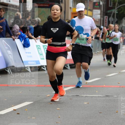 21.09.2025 - PSD Bank Halbmarathon Strokosch-Dieckow http://msf.ph/oto/8946741 21.09.2025 12:16:18 Ziel 2608, 2788, 2964, 3142, 3366, 3425, 3824, 4058 meine-sportfotos.de