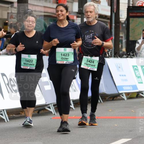 21.09.2025 - PSD Bank Halbmarathon Strokosch-Dieckow http://msf.ph/oto/8946846 21.09.2025 12:55:08 Ziel 1422, 1423, 1424, 1425, 3854 meine-sportfotos.de