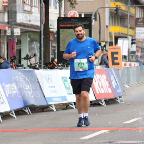21.09.2025 - PSD Bank Halbmarathon Strokosch-Dieckow http://msf.ph/oto/8946961 21.09.2025 13:01:23 Ziel 1281 meine-sportfotos.de