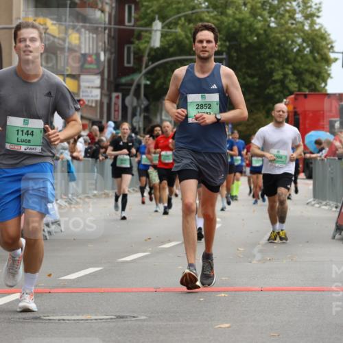 21.09.2025 - PSD Bank Halbmarathon Strokosch-Dieckow http://msf.ph/oto/8946974 21.09.2025 12:17:19 Ziel 1105, 1143, 1144, 1145, 2852, 3496, 3609, 3874, 4032 meine-sportfotos.de