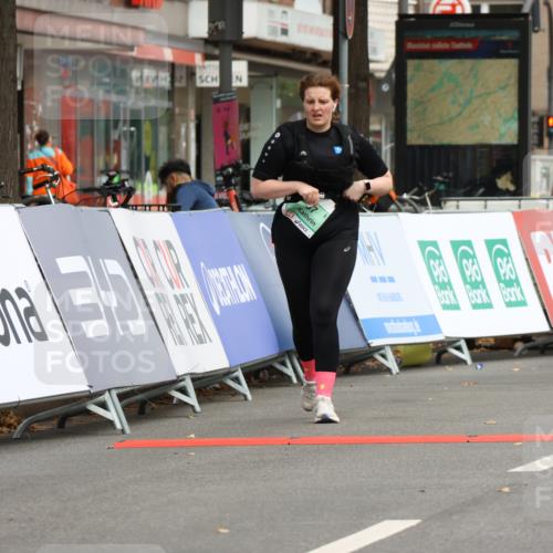 21.09.2025 - PSD Bank Halbmarathon Strokosch-Dieckow http://msf.ph/oto/8946987 21.09.2025 13:02:45 Ziel 1048, 1559, 3867 meine-sportfotos.de