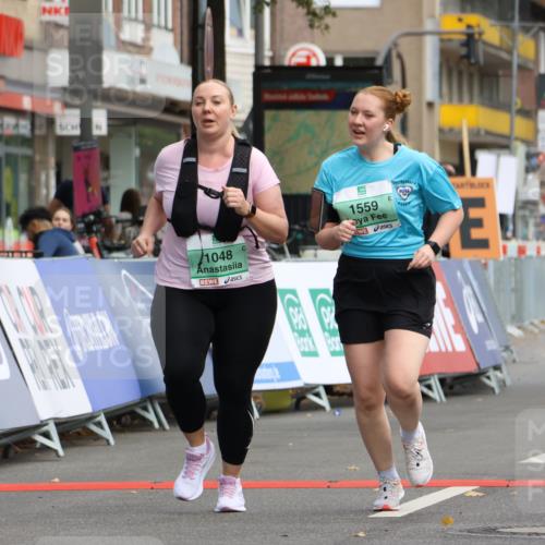 21.09.2025 - PSD Bank Halbmarathon Strokosch-Dieckow http://msf.ph/oto/8947008 21.09.2025 13:02:50 Ziel 1048, 1559, 3867 meine-sportfotos.de