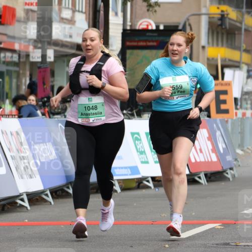 21.09.2025 - PSD Bank Halbmarathon Strokosch-Dieckow http://msf.ph/oto/8947012 21.09.2025 13:02:50 Ziel 1048, 1559, 3867 meine-sportfotos.de
