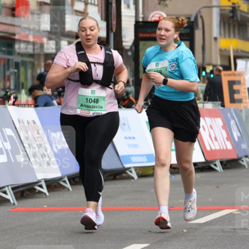 21.09.2025 - PSD Bank Halbmarathon Strokosch-Dieckow http://msf.ph/oto/8947022 21.09.2025 13:02:50 Ziel 1048, 1559, 3867 meine-sportfotos.de