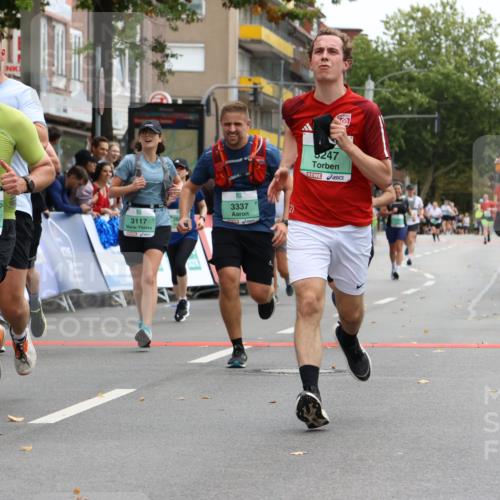 21.09.2025 - PSD Bank Halbmarathon Strokosch-Dieckow http://msf.ph/oto/8947036 21.09.2025 12:17:45 Ziel 1119, 1207, 1503, 1539, 1753, 1754, 2639, 2831, 2869, 2873, 2881, 2937, 3117, 3171, 3192, 3195, 3247, 3337, 3462, 4023, 4027 meine-sportfotos.de