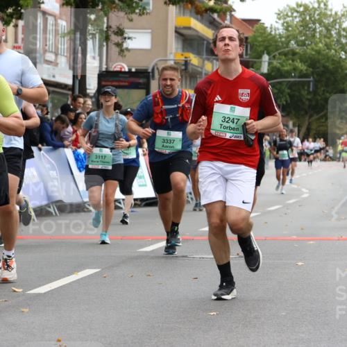 21.09.2025 - PSD Bank Halbmarathon Strokosch-Dieckow http://msf.ph/oto/8947040 21.09.2025 12:17:45 Ziel 1119, 1207, 1503, 1539, 1753, 1754, 2639, 2831, 2869, 2873, 2881, 2937, 3117, 3171, 3192, 3195, 3247, 3337, 3462, 4023, 4027 meine-sportfotos.de