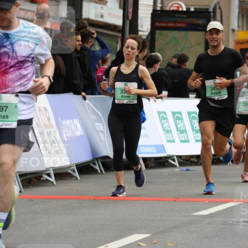 21.09.2025 - PSD Bank Halbmarathon Strokosch-Dieckow http://msf.ph/oto/8947068 21.09.2025 12:18:08 Ziel 1100, 2397, 3363, 3415, 3971 meine-sportfotos.de