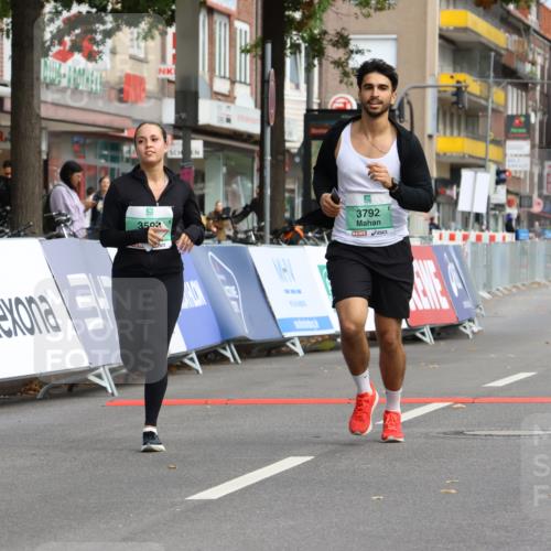 21.09.2025 - PSD Bank Halbmarathon Strokosch-Dieckow http://msf.ph/oto/8947088 21.09.2025 13:04:36 Ziel 3593, 3792 meine-sportfotos.de