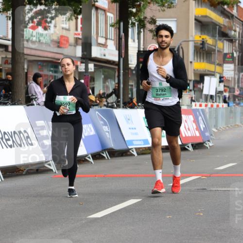 21.09.2025 - PSD Bank Halbmarathon Strokosch-Dieckow http://msf.ph/oto/8947090 21.09.2025 13:04:36 Ziel 3593, 3792 meine-sportfotos.de