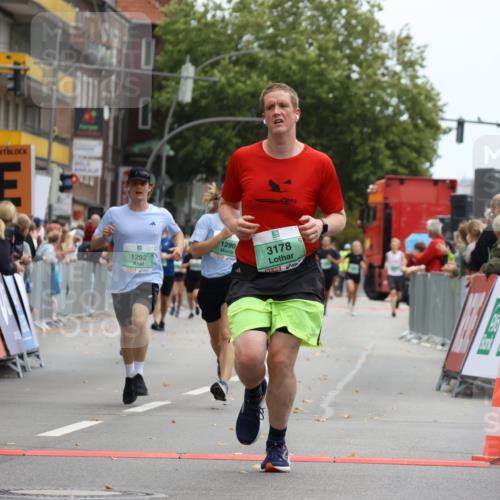 21.09.2025 - PSD Bank Halbmarathon Strokosch-Dieckow http://msf.ph/oto/8947108 21.09.2025 12:18:18 Ziel 1290, 1292, 1385, 3178, 3363, 3415, 3642, 3971 meine-sportfotos.de