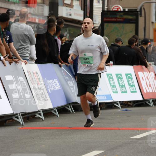 21.09.2025 - PSD Bank Halbmarathon Strokosch-Dieckow http://msf.ph/oto/8947112 21.09.2025 12:18:19 Ziel 1290, 1292, 1385, 3178, 3363, 3415, 3642, 3971 meine-sportfotos.de