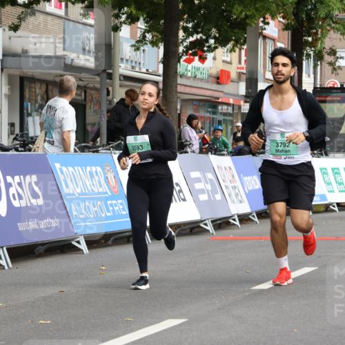 21.09.2025 - PSD Bank Halbmarathon Strokosch-Dieckow http://msf.ph/oto/8947121 21.09.2025 13:04:37 Ziel 3593, 3792 meine-sportfotos.de