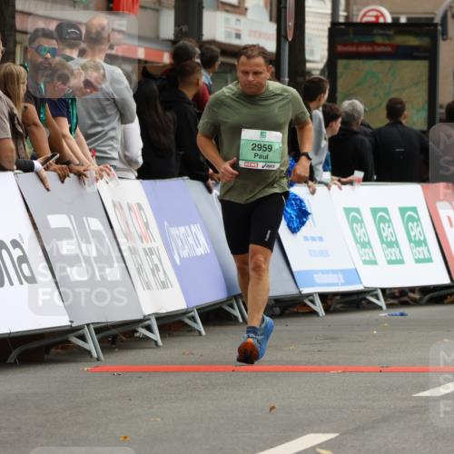 21.09.2025 - PSD Bank Halbmarathon Strokosch-Dieckow http://msf.ph/oto/8947125 21.09.2025 12:18:29 Ziel 1290, 1292, 2959, 3350, 3642 meine-sportfotos.de