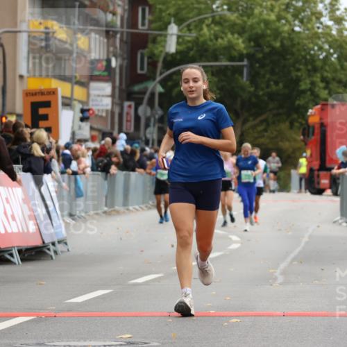 21.09.2025 - PSD Bank Halbmarathon Strokosch-Dieckow http://msf.ph/oto/8947214 21.09.2025 12:19:02 Ziel 1294, 3268, 3306, 3417, 3437, 3900 meine-sportfotos.de